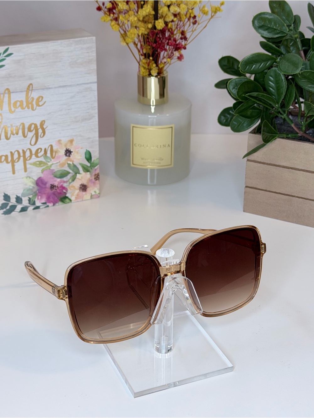 Brown Gradient Square Sunglasses